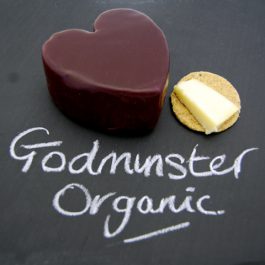 Godminster Organic Cheddar Heart 200g