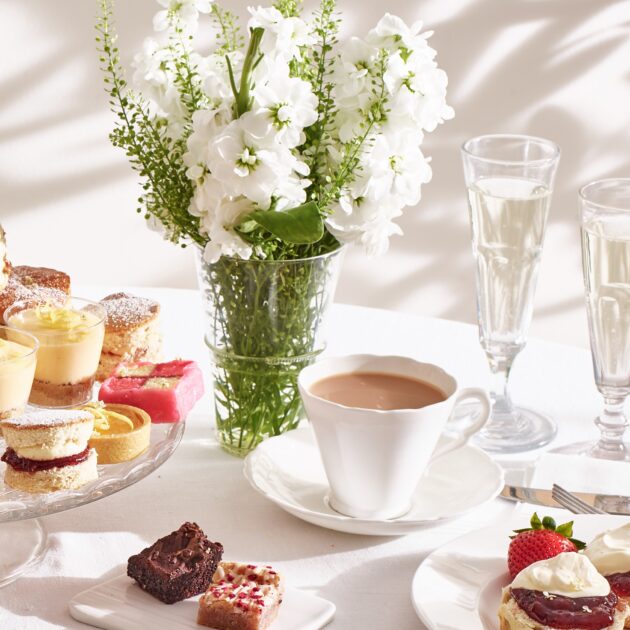Luxury Afternoon Tea Hamper with Prosecco - British Fine Foods